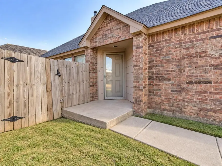 1412 SW 24th Street, Moore, OK 73170 - #2