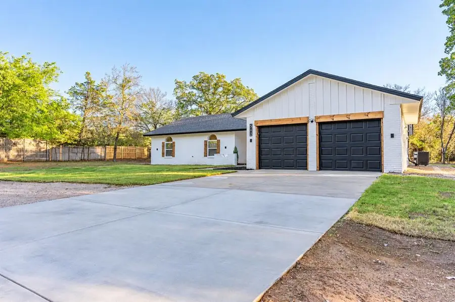 512 Sherwood Lane, Edmond, OK 73034 - #2