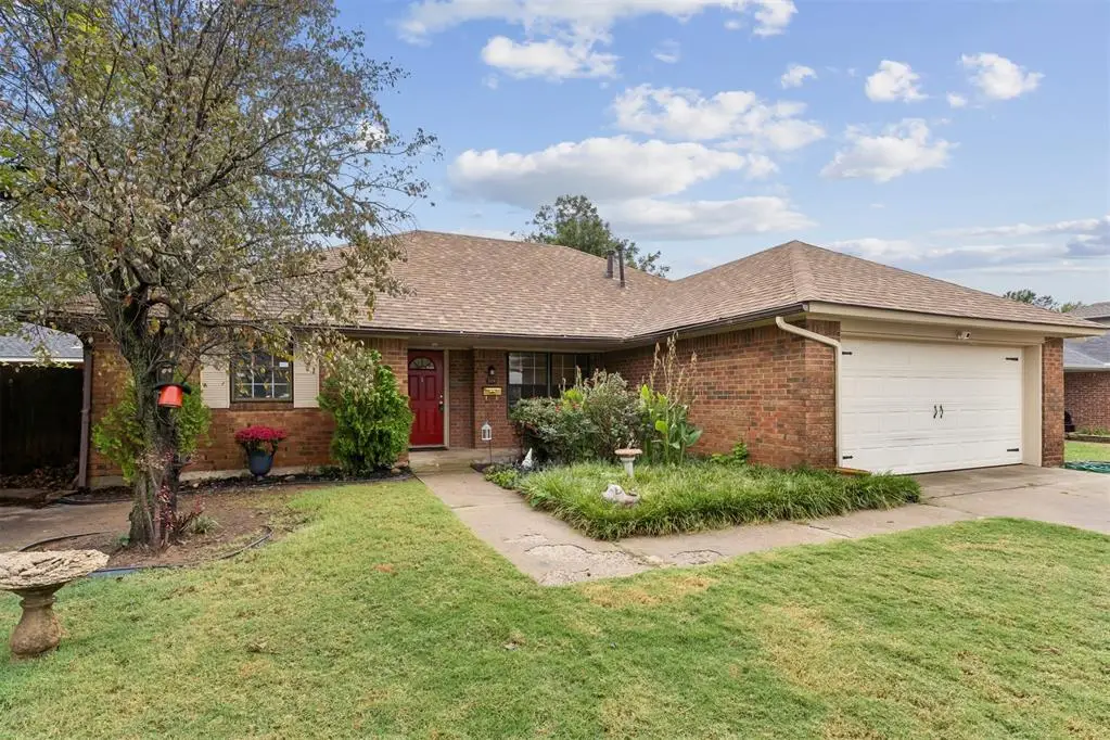 324 W Blueridge Drive, Midwest City, OK 73110 - #1