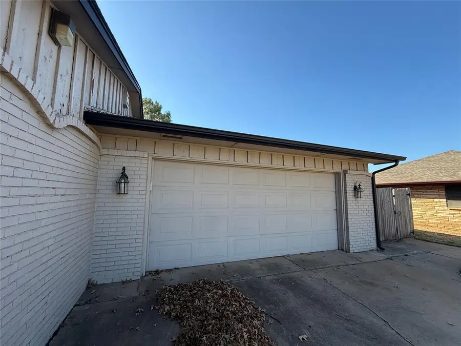 6909 S Country Club Drive, Oklahoma City, OK 73159 - #3