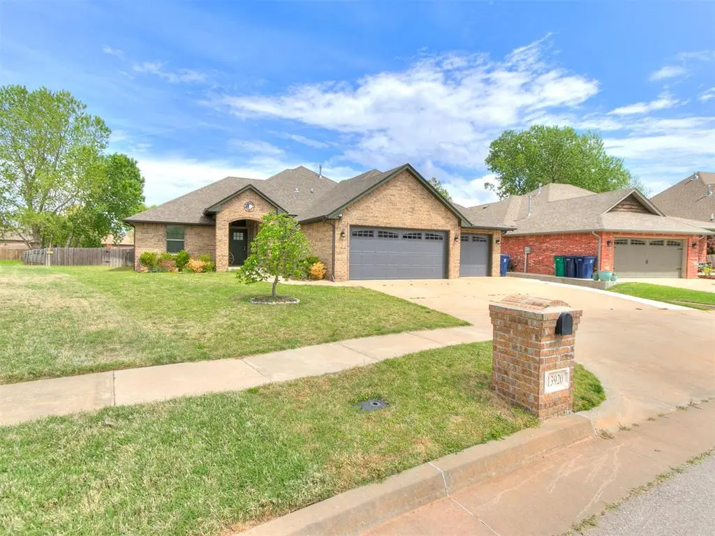 13920 Hutchinson Place, Yukon, OK 73099 - #1