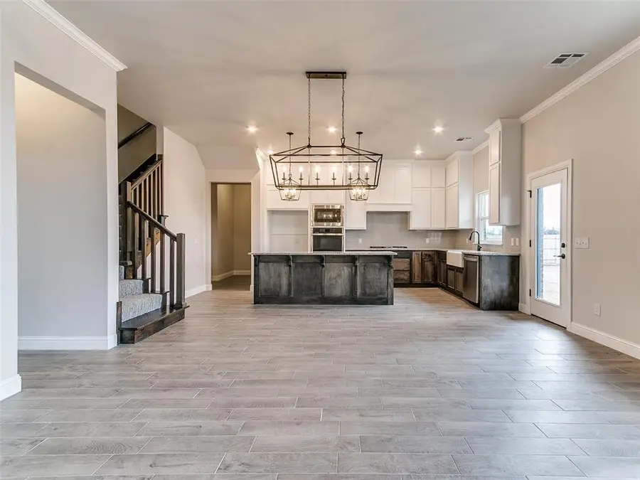 2817 Bens Circle, Yukon, OK 73099 - #3