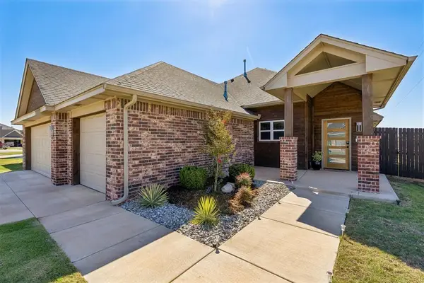 7337 Elaine Street, Yukon, OK 73099