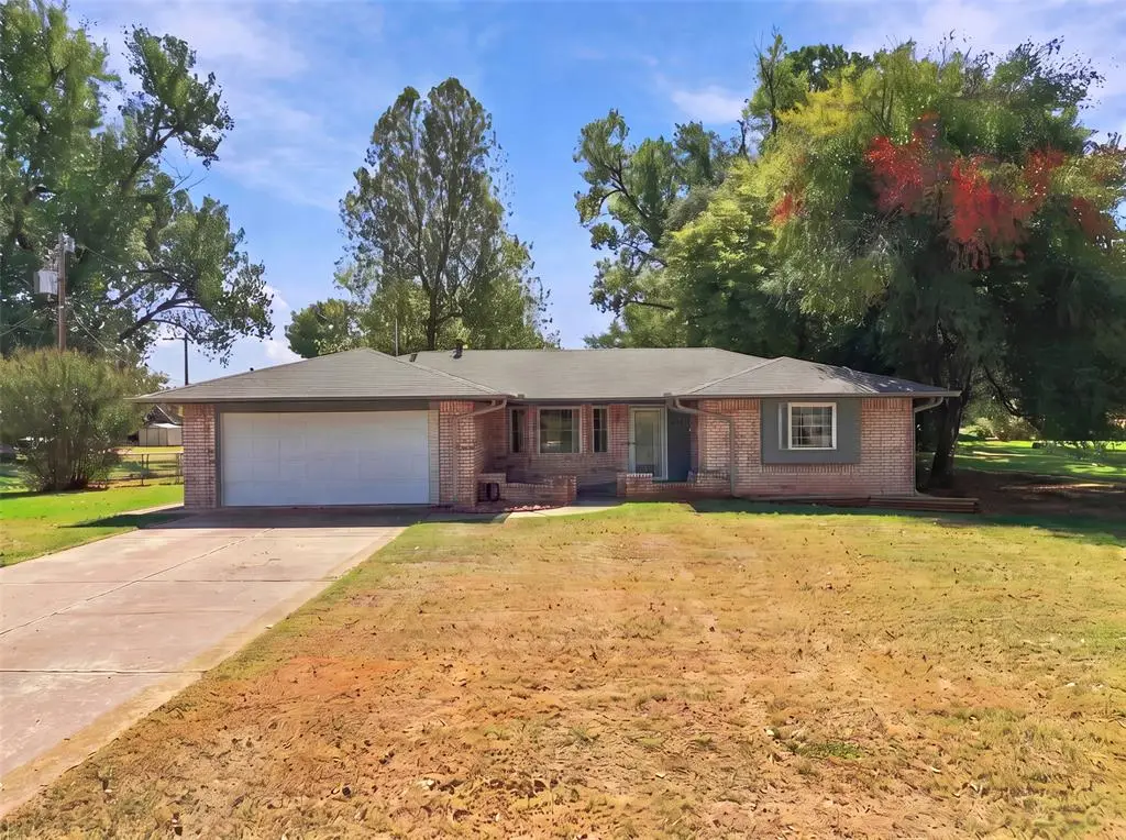 1932 E Mohr Lane, Mustang, OK 73064 - #1