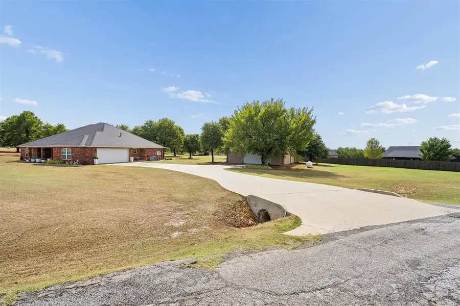 726 Meadow Lark Lane, Blanchard, OK 73010 - #2