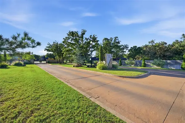 8220 Red Feather, Arcadia, OK 73007