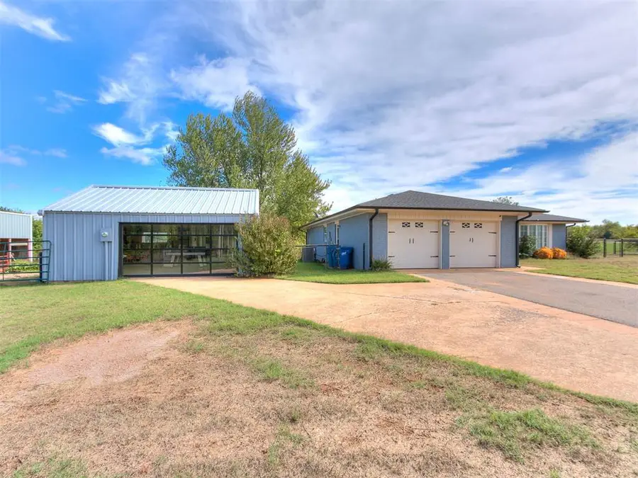 4418 S May Avenue, Newcastle, OK 73065 - #2