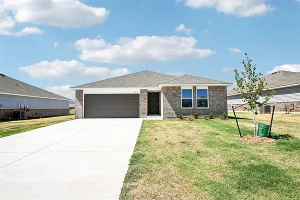 937 S Buffalo Lane, Mustang, OK 73064