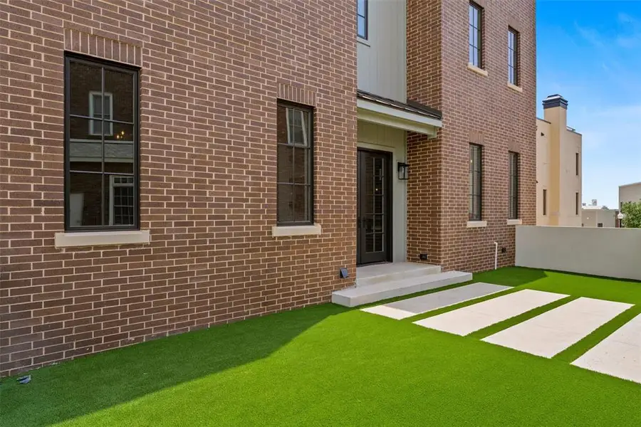 502 NE 2nd Street, Oklahoma City, OK 73104 - #3