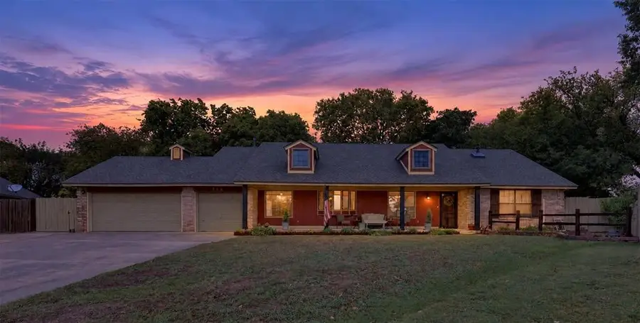 312 Wellington Lane, Moore, OK 73160 - #2