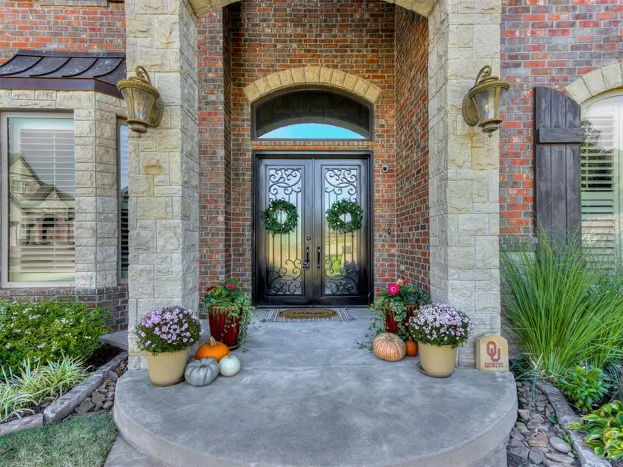 616 Beckman Court, Yukon, OK 73099 - #2