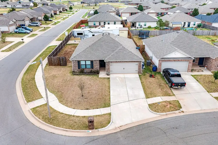 1801 Land Run Drive, El Reno, OK 73036 - #3