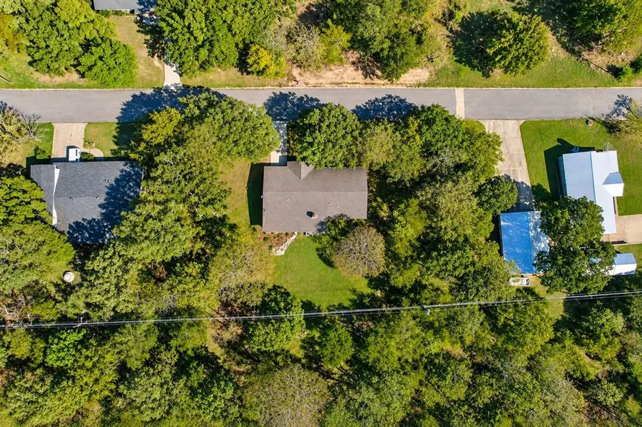 121 E Gilbert Drive, Eufaula, OK 74432 - #2