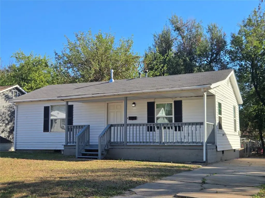 214 W Kittyhawk Drive, Midwest City, OK 73110 - #1