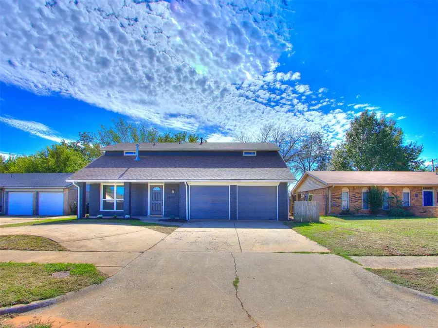 3220 Simmons Drive, Del City, OK 73115 - #2