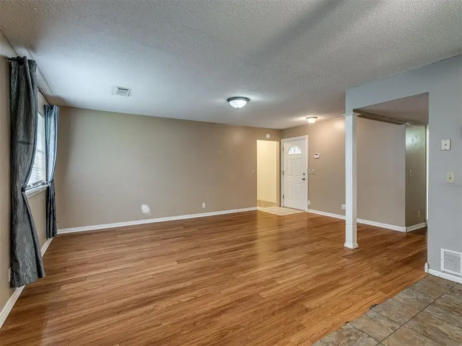 4704 Tempo Drive, Oklahoma City, OK 73115 - #3