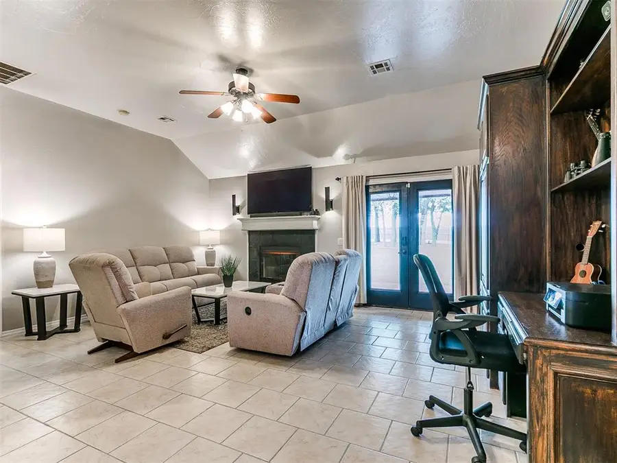 11550 Stonecrest, Guthrie, OK 73044 - #3