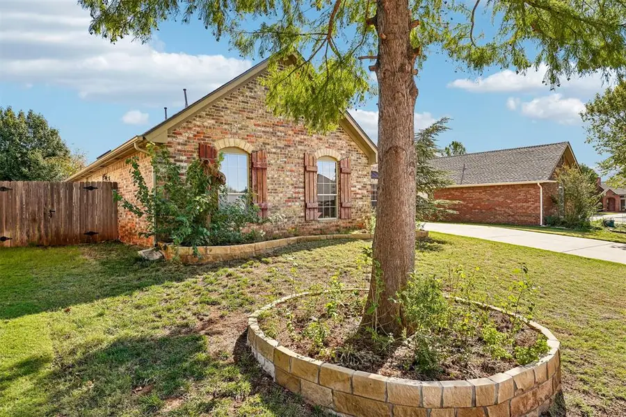 15700 Sugar Loaf Drive, Edmond, OK 73013 - #3