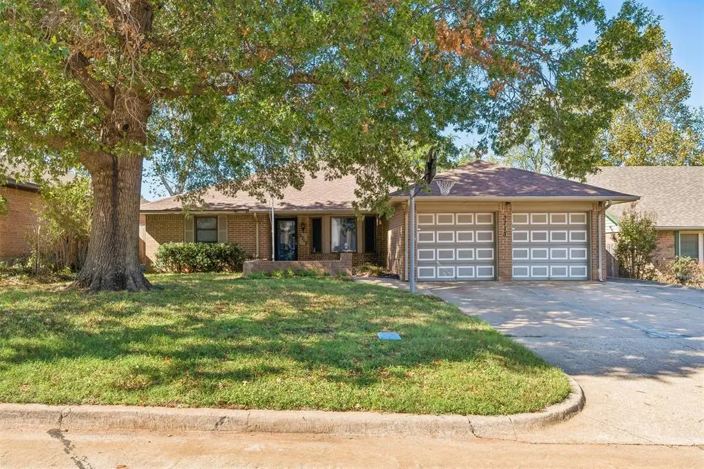 3713 Rolling Lane Circle, Midwest City, OK 73110 - #1