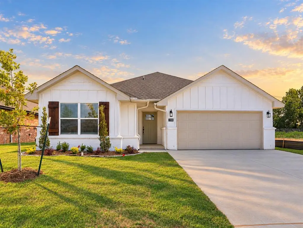 7700 Three Woods Lane, Yukon, OK 73099 - #1
