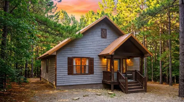 83 Bent Pine Trail, Broken Bow, OK 74728