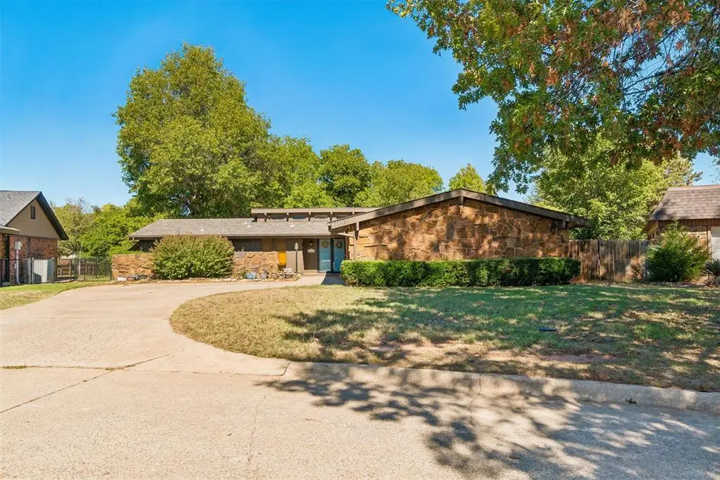 11105 Folkstone Drive, Yukon, OK 73099 - #1