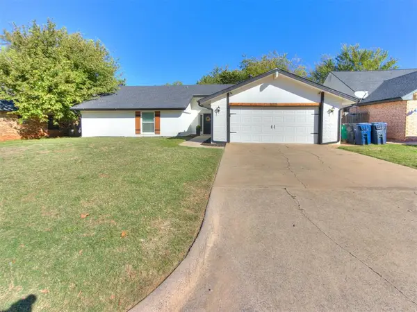 8221 Willow Creek Boulevard, Oklahoma City, OK 73162
