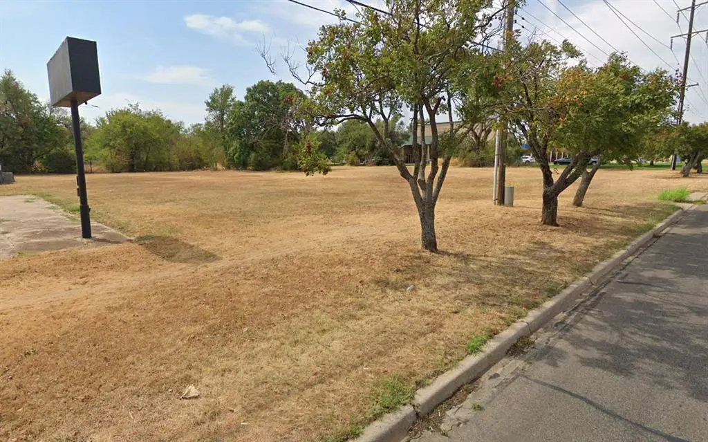 5712 E Reno Avenue, Midwest City, OK 73110 - #1
