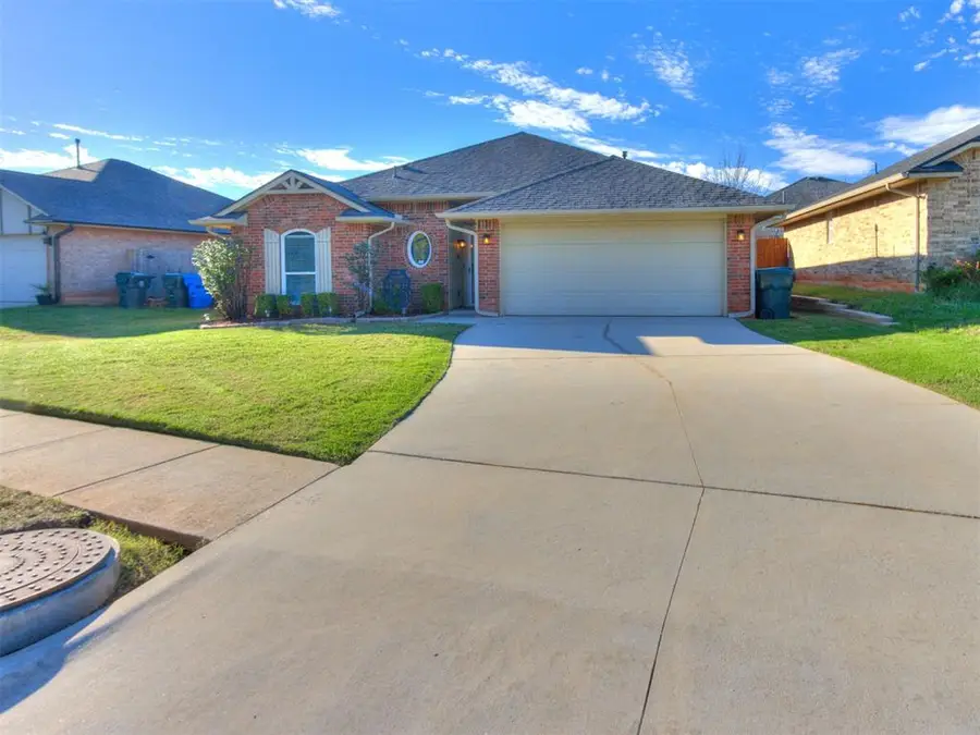10820 Turtlewood Drive, Midwest City, OK 73130 - #2
