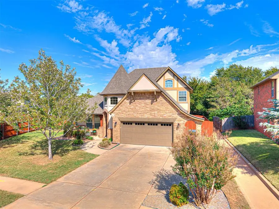 405 Branch Line Road, Yukon, OK 73099 - #3