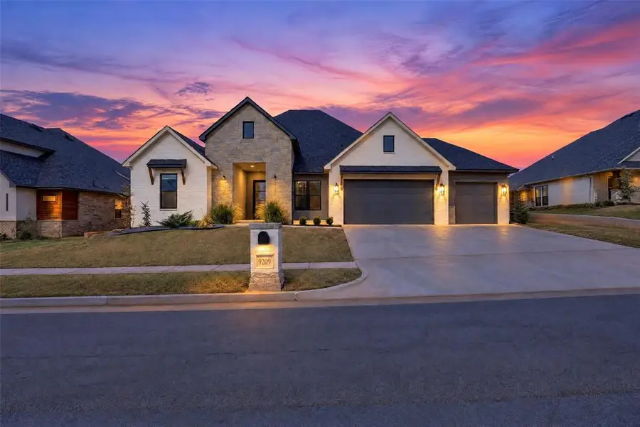 9209 SW 35th Street, Oklahoma City, OK 73179 - #2