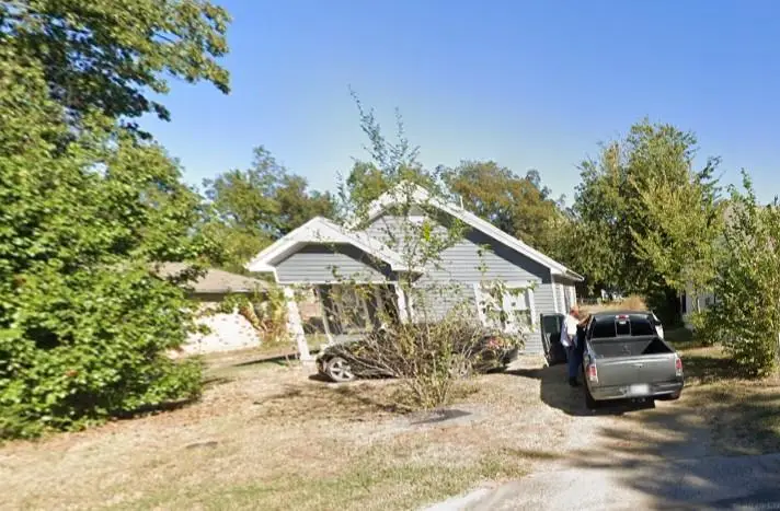 214 W Rosa Street, Shawnee, OK 74804 - #2