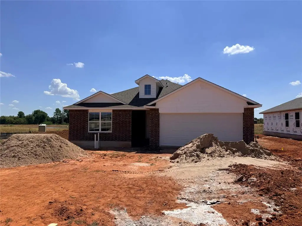 1124 E Stallion Lane, Mustang, OK 73064 - #1