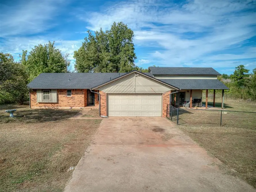 409 NE 9th Street, Blanchard, OK 73010 - #2