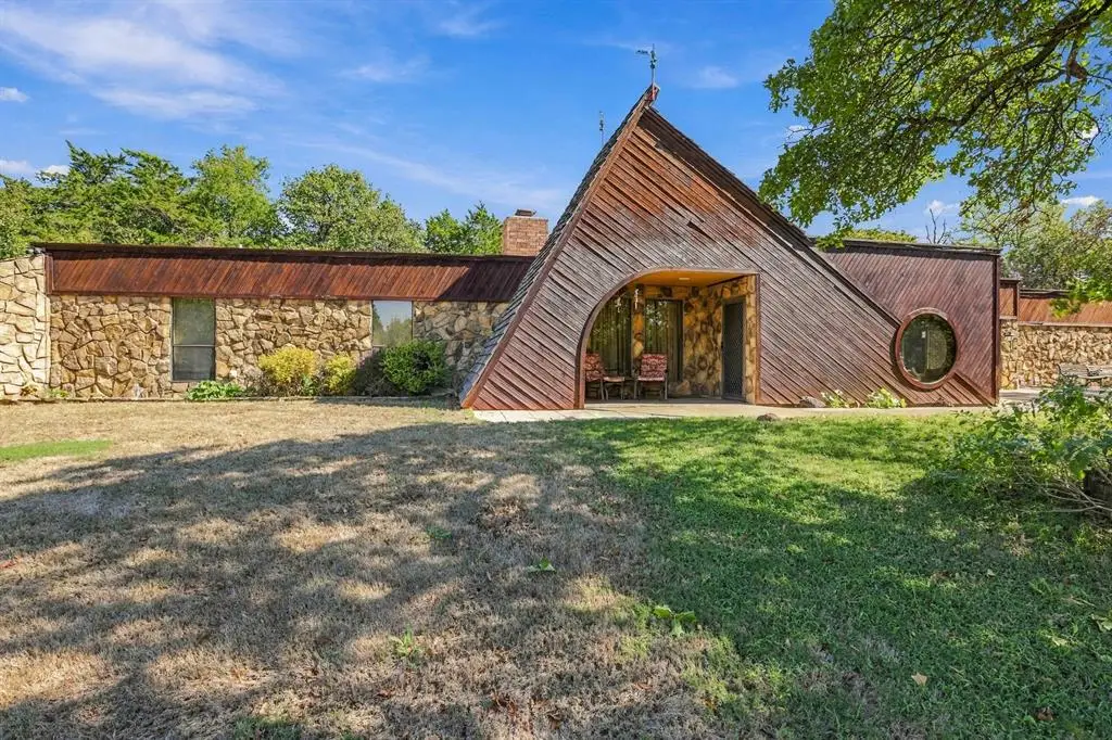 10430 E Apple Valley Road, Oklahoma City, OK 73151 - #1