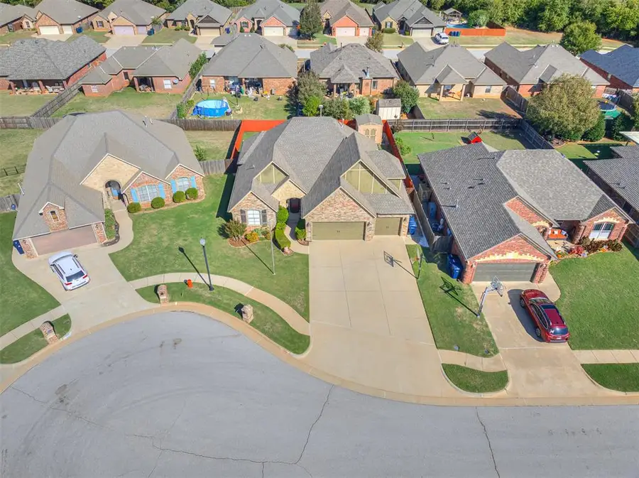 12117 SW 13th Street, Yukon, OK 73099 - #2