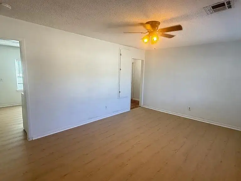 1804 Elm Drive, Del City, OK 73115 - #3