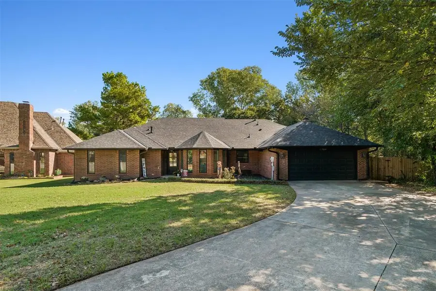 1304 Fox Cove Court, Edmond, OK 73034 - #2