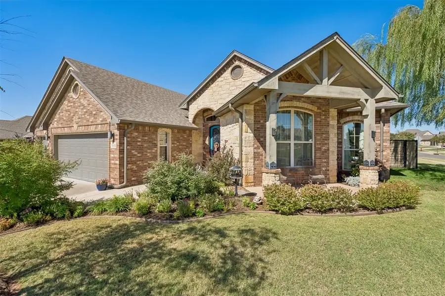 401 Turnberry Drive, Norman, OK 73069 - #2