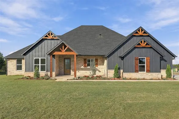 9301 Elisabeth Drive, Guthrie, OK 73044