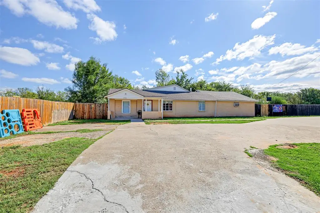 2912 N Post Road, Spencer, OK 73141 - #1