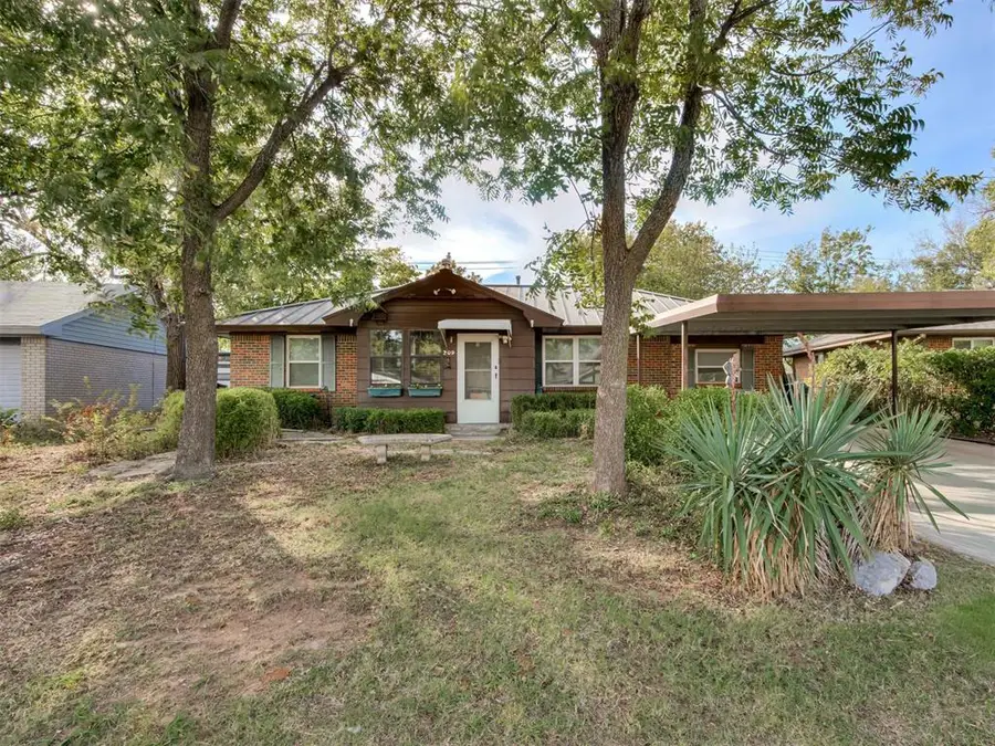 209 S Bristow Ave, Moore, OK 73160 - #2
