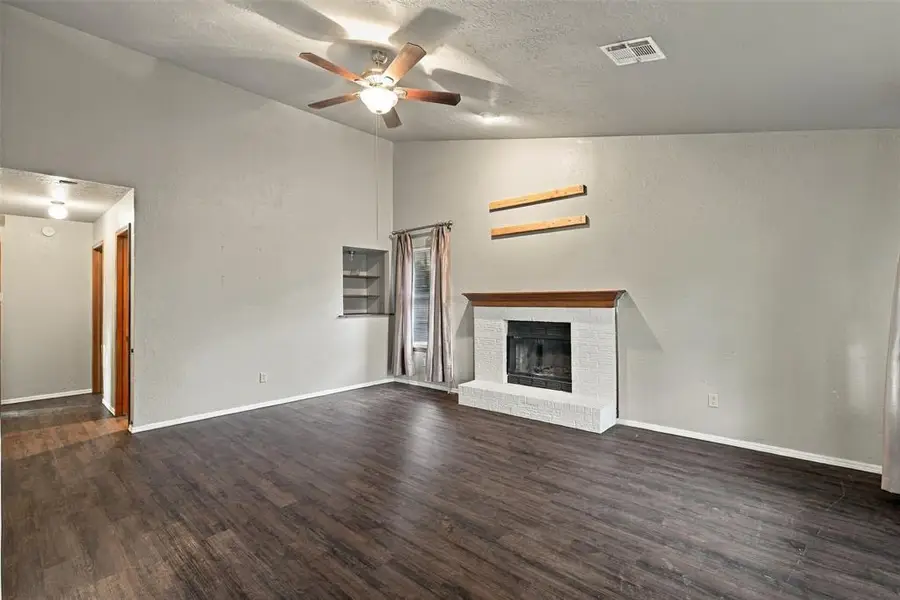 824 N Hawks Nest Drive, Norman, OK 73072 - #2