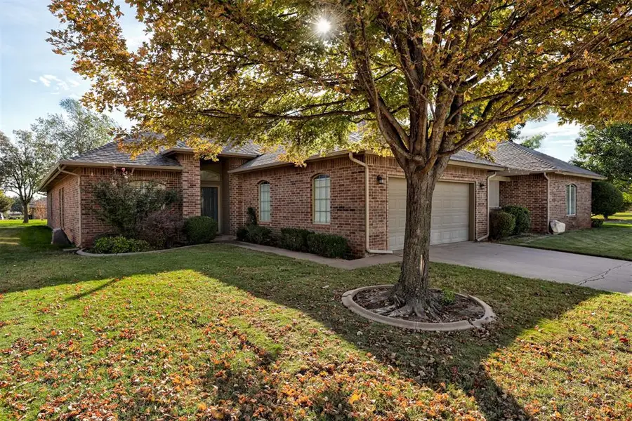 16016 Vintage Court, Edmond, OK 73013 - #2