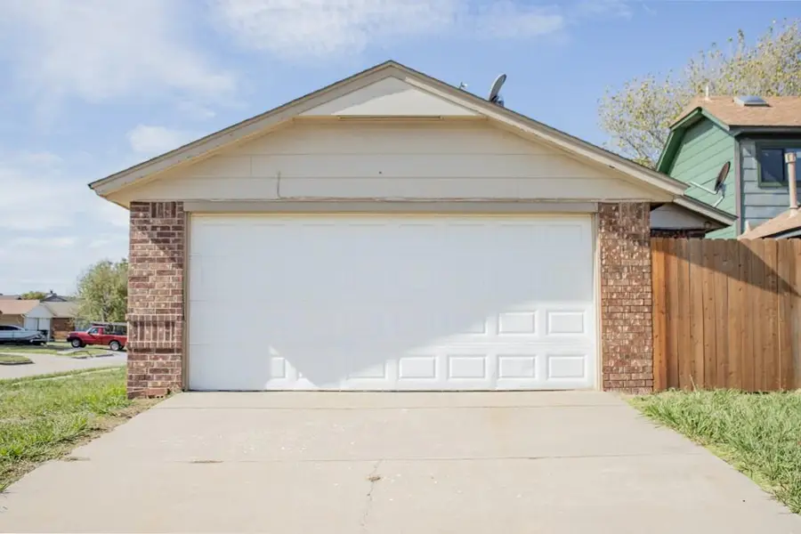 2146 Meench Drive, Moore, OK 73170 - #3