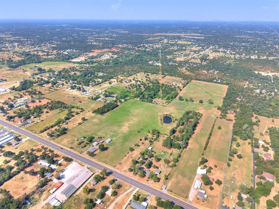 2349 S Harrah Road, Harrah, OK 73045 - #2