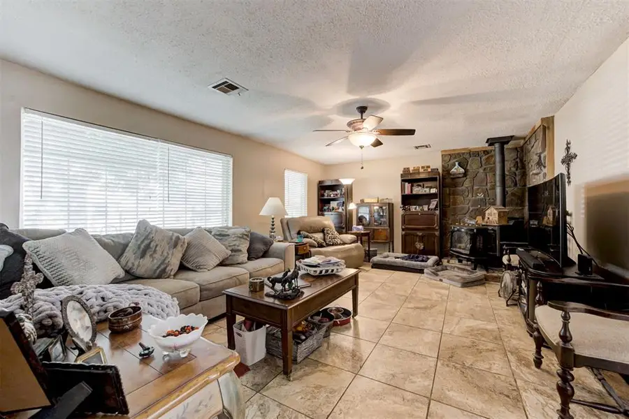 214 W Cimarron Terrace, Cashion, OK 73016 - #3