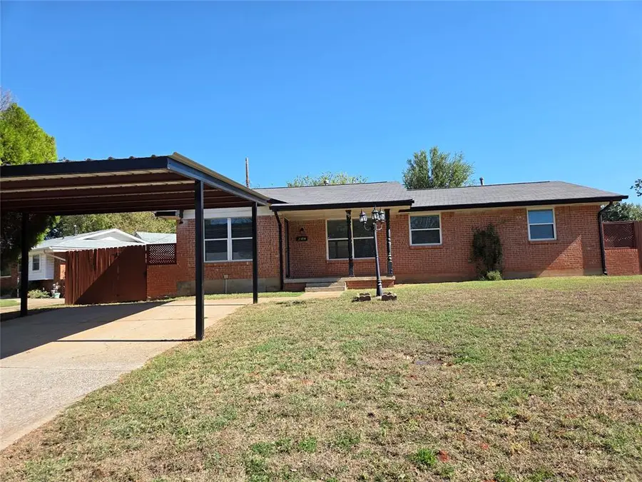 617 NW 1st Street, Moore, OK 73160 - #3