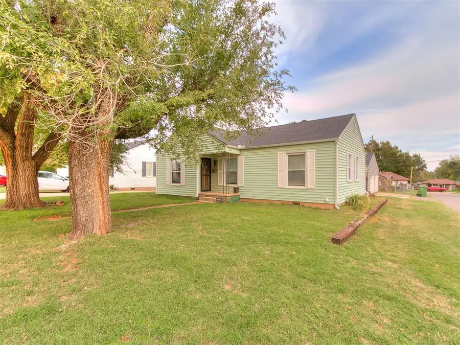 425 S 9th Street, Yukon, OK 73099 - #3