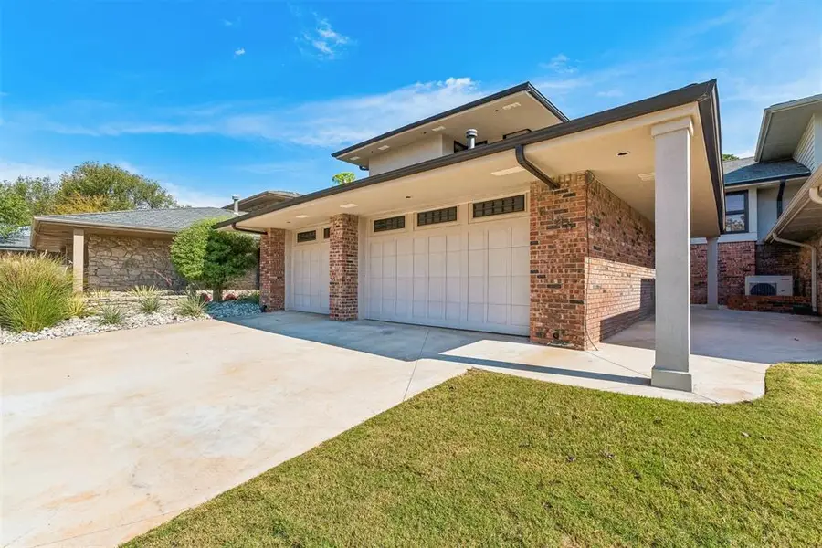 6128 Stonegate Place, Edmond, OK 73025 - #2